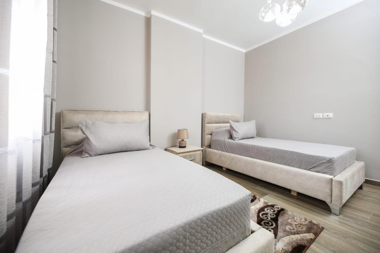 Valbona Apartament'S 1 Vlorë 外观 照片